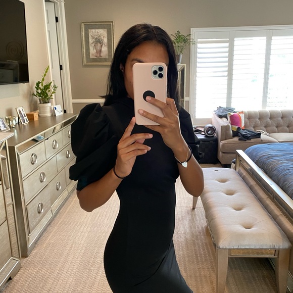 Black Wide shoulders mini dress - Picture 2 of 3